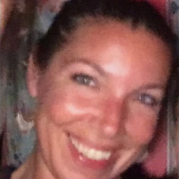 Meet your Posher, Roxanne - Picture 1 of 1